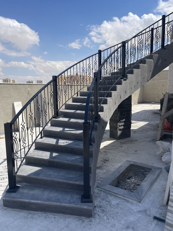 اعمالنا في السلالم والدرابزينات