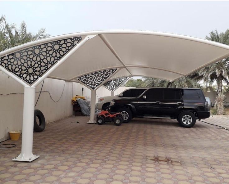 مضلات مواقف سيارات