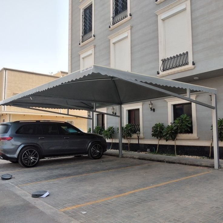 مضلات مواقف سيارات