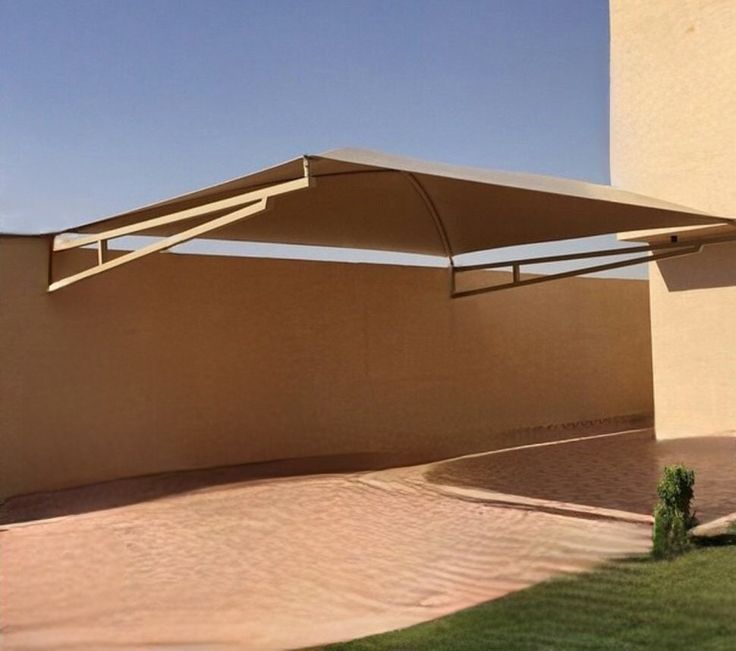 مضلات مواقف سيارات