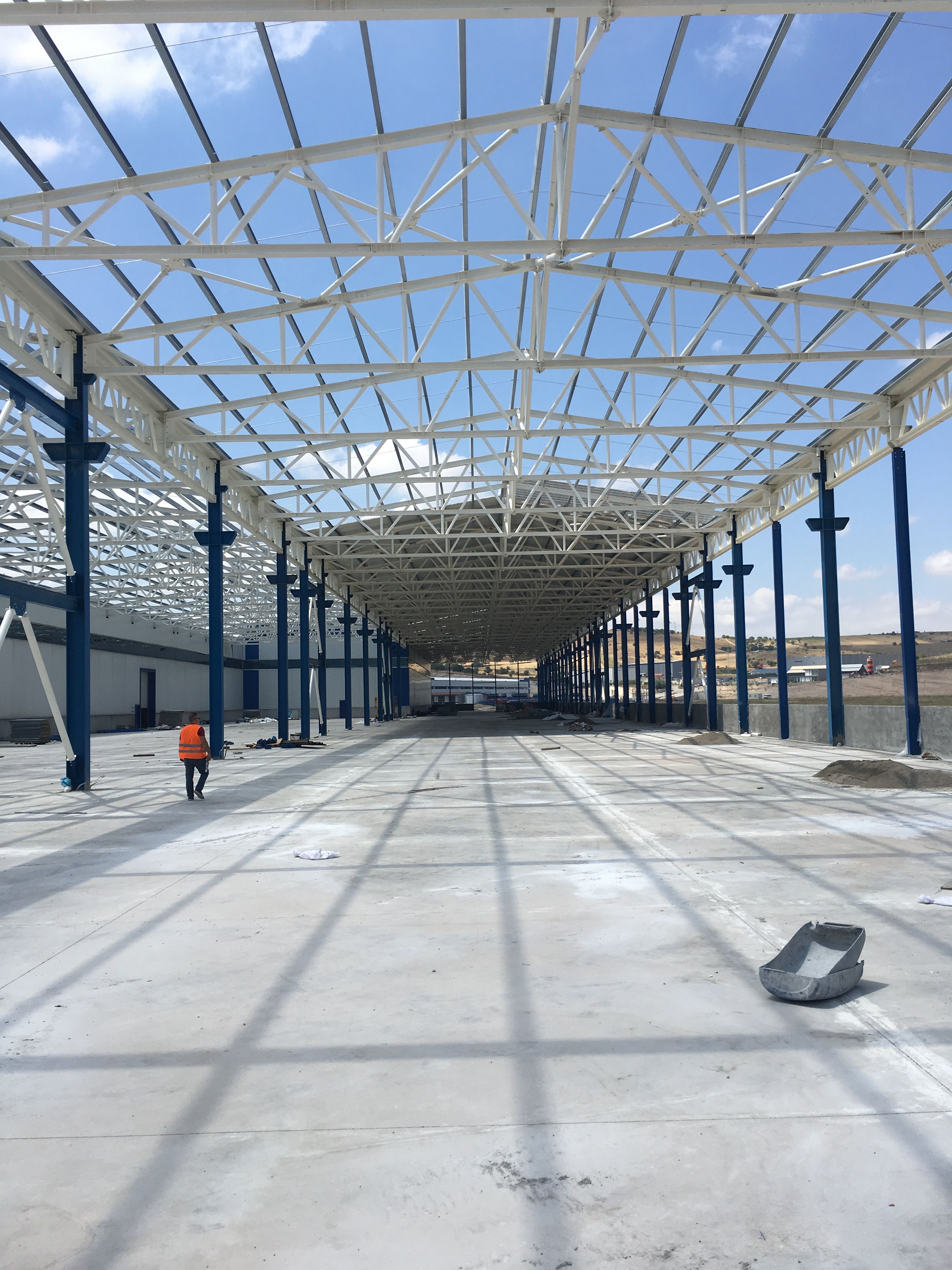 أعمال الهناجر بجميع انواعها واحجامها وتصاميمها